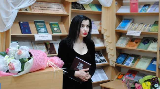 В Симферополе презентовали книгу о знаменитом хирурге Гирее Баирове